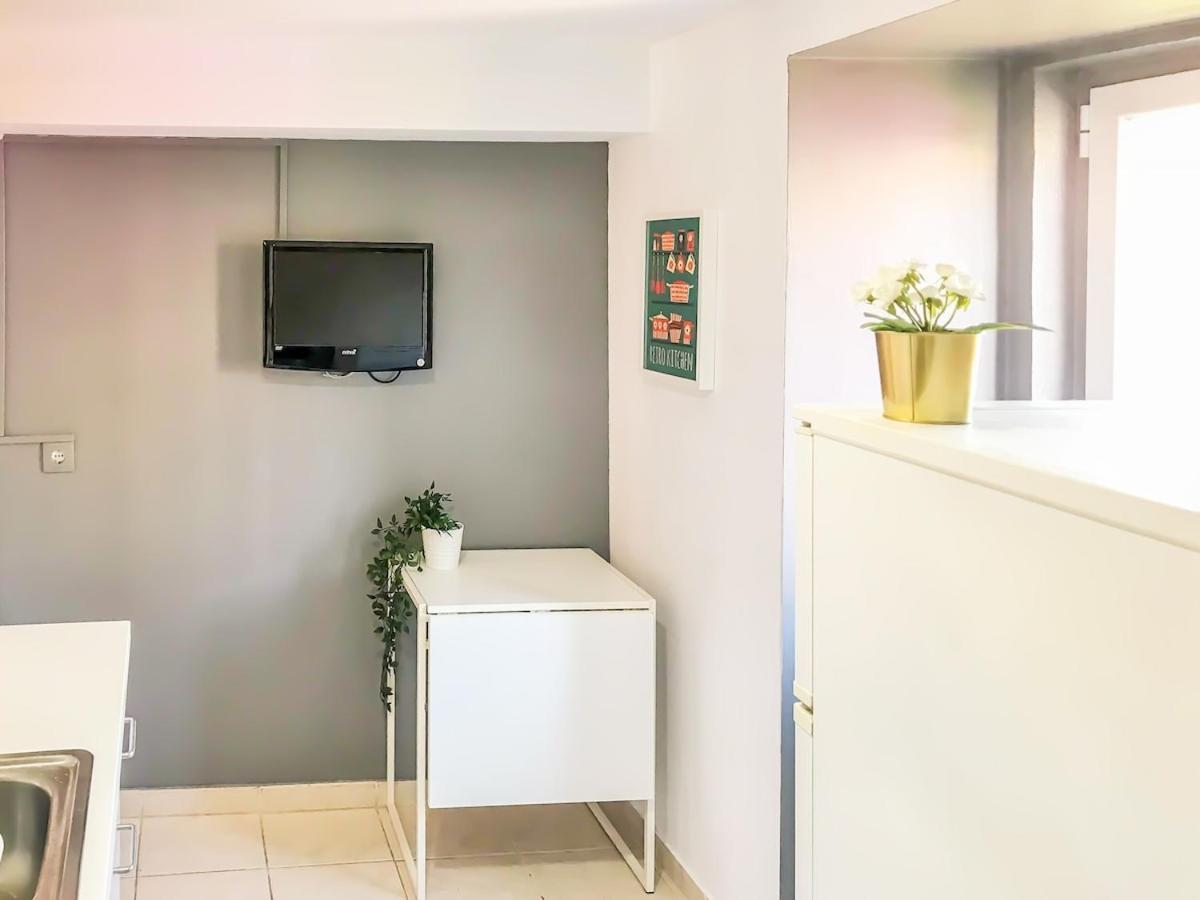 Cozy Charming Flat In Flowers Garden! Apartamento *